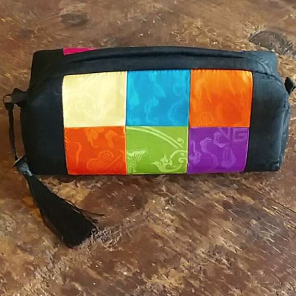 Mini Make-up Bag ***3 for $10*** - Picture 2 of 4